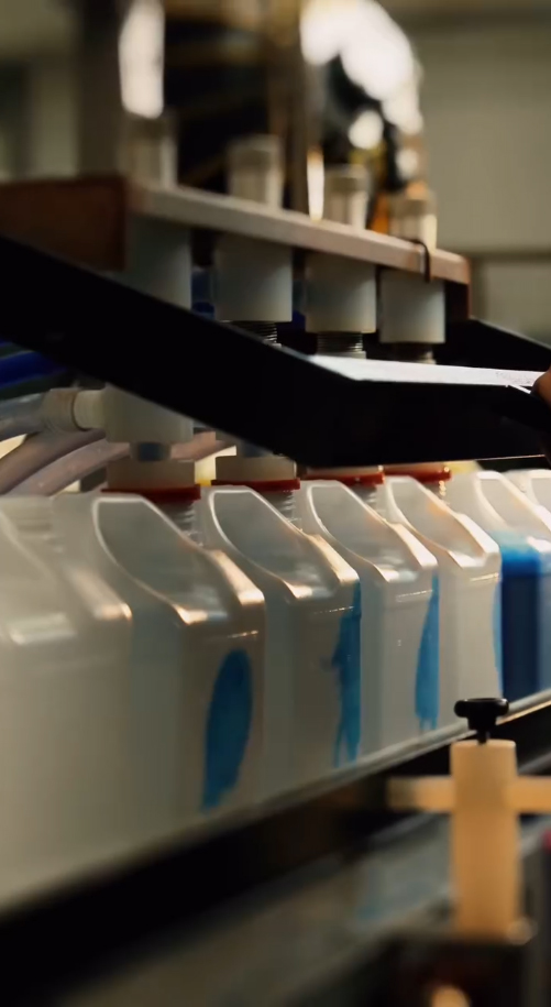 Fábrica da BP Química, com produção de soluções químicas profissionais